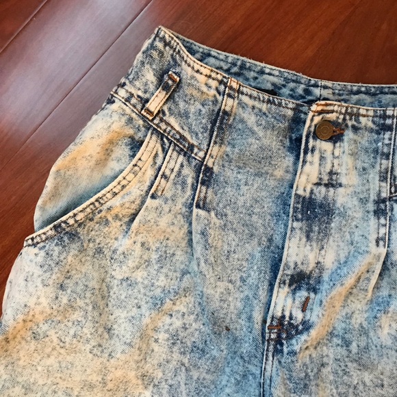 Totally awesome 80’s vintage shorts - Picture 2 of 5